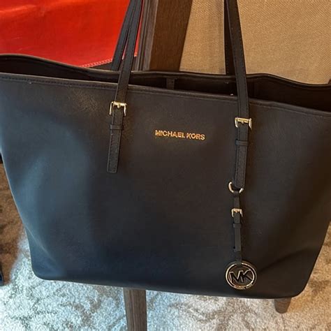 michael kors extra large tote|Michael Kors neverfull tote.